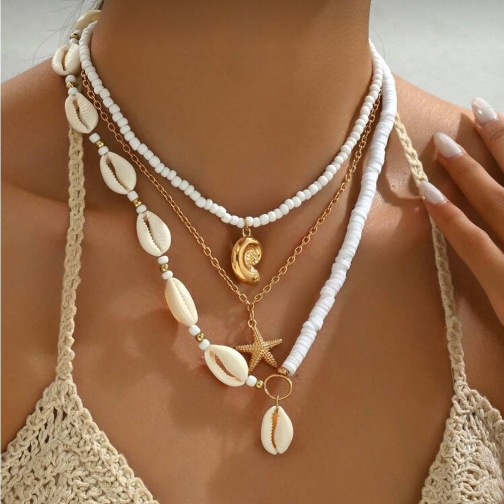 Elegant Shell and Bead Necklace Set R154 - Picture 3 of 3